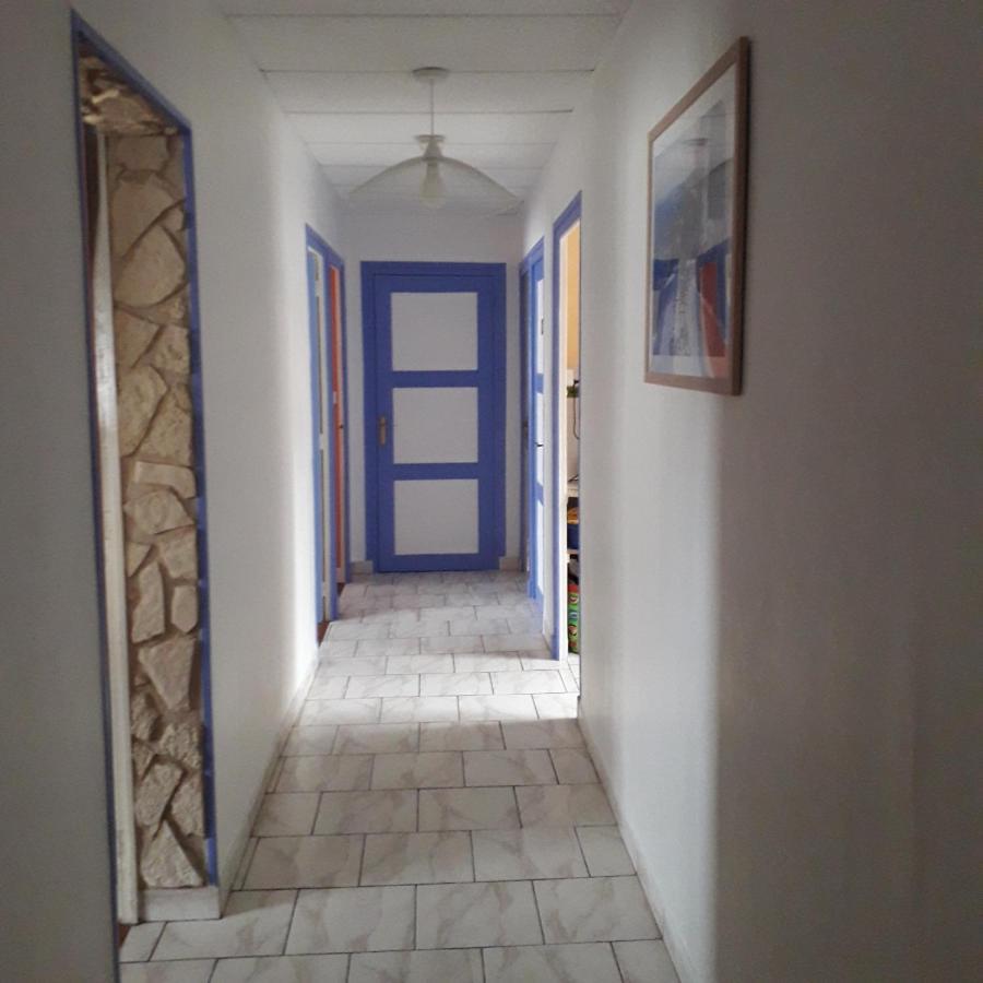 Chambre Meublee Au Coeur De Ville - Chez L'Habitant Le Creusot Exteriér fotografie